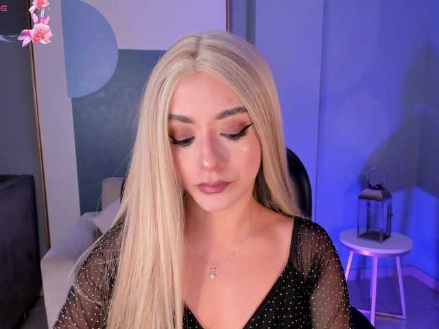 IsabellaMoreau live cam on BongaCams