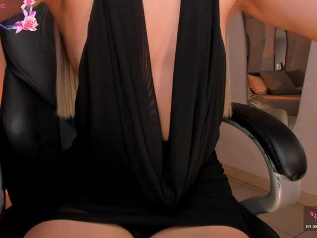 IsabellaMoreau live cam on BongaCams