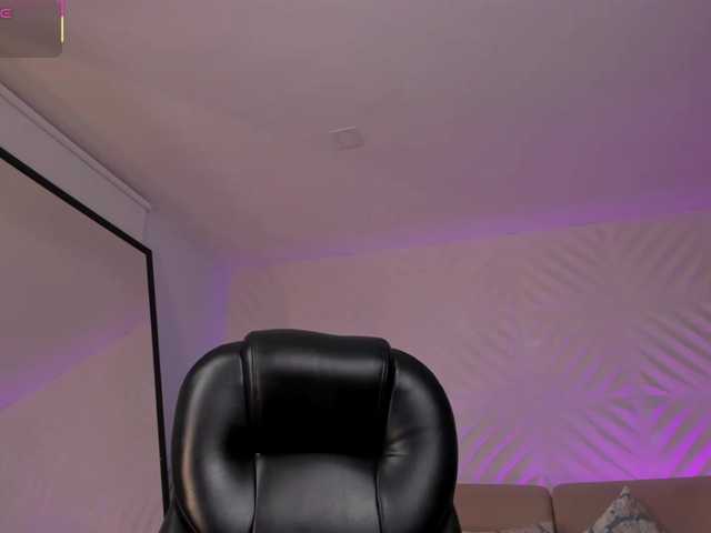 IsabellaMoreau, en directo ahora en BongaCams