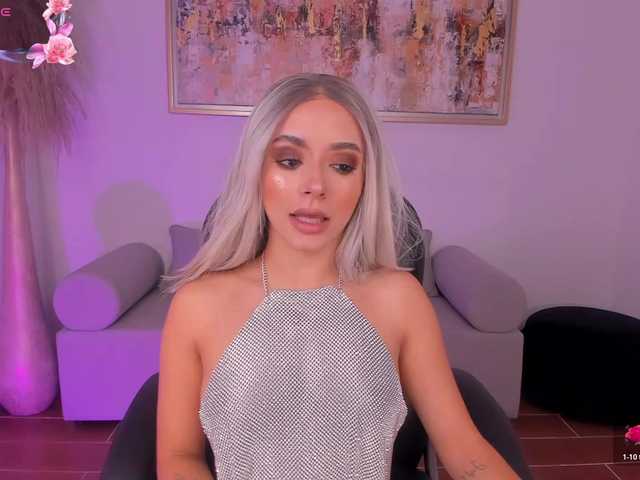 IsabellaMoreau live cam on BongaCams