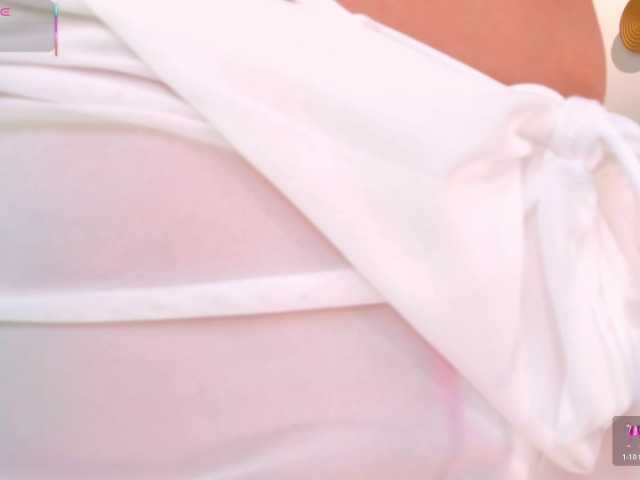 IsabellaMoreau live cam on BongaCams