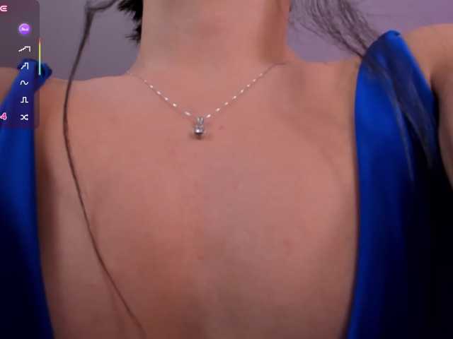 IsabellaMoreau live cam on BongaCams