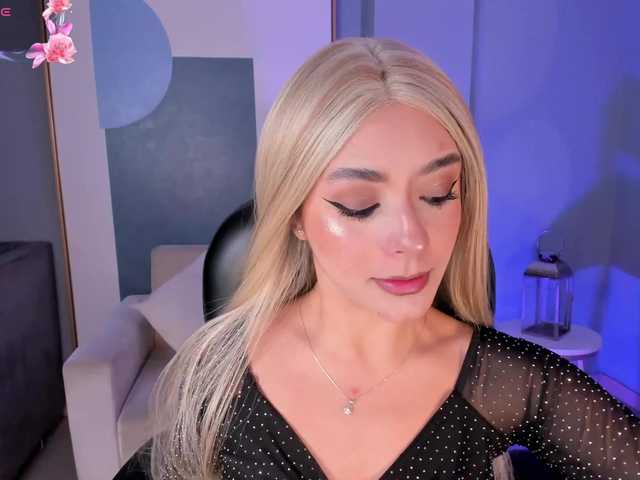 IsabellaMoreau live cam on BongaCams