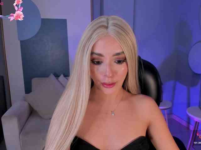 IsabellaMoreau webcam