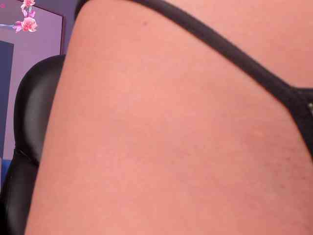 IsabellaMoreau Live Webcam on BongaCams