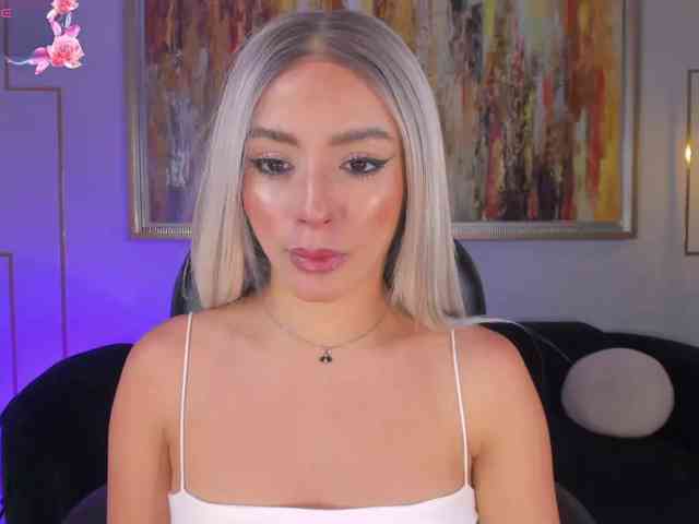IsabellaMoreau webcam
