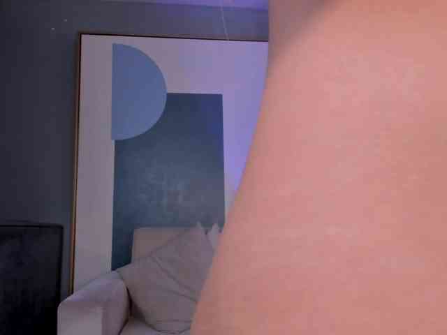 IsabellaMoreau webcam