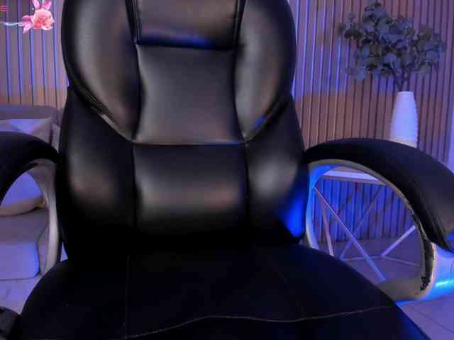 IsabellaMoreau webcam