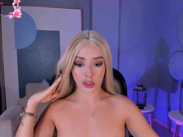 IsabellaMoreau webcam