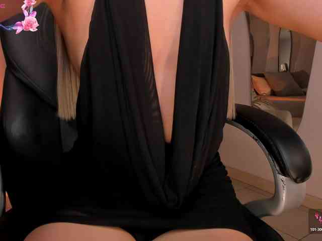 IsabellaMoreau webcam