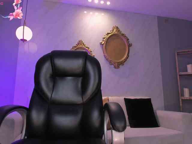 IsabellaMoreau webcam