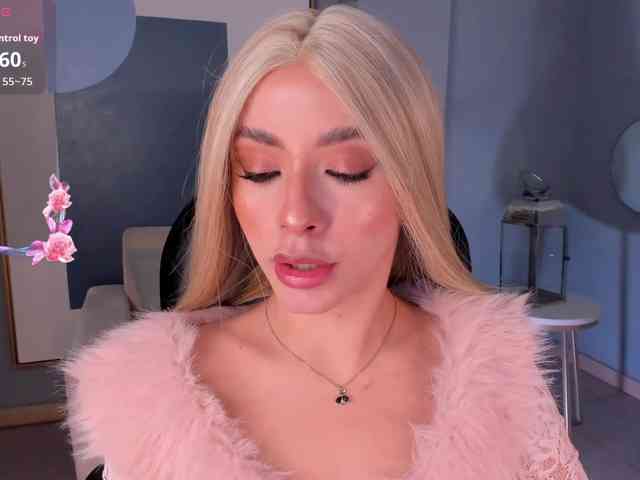 IsabellaMoreau Live Webcam on BongaCams