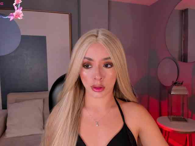 IsabellaMoreau webcam
