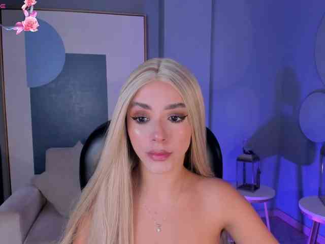 IsabellaMoreau webcam
