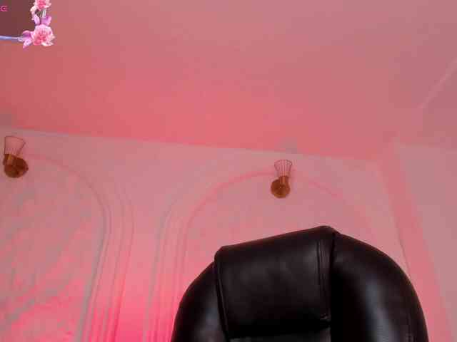 IsabellaMoreau webcam