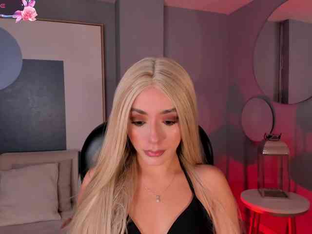 IsabellaMoreau webcam