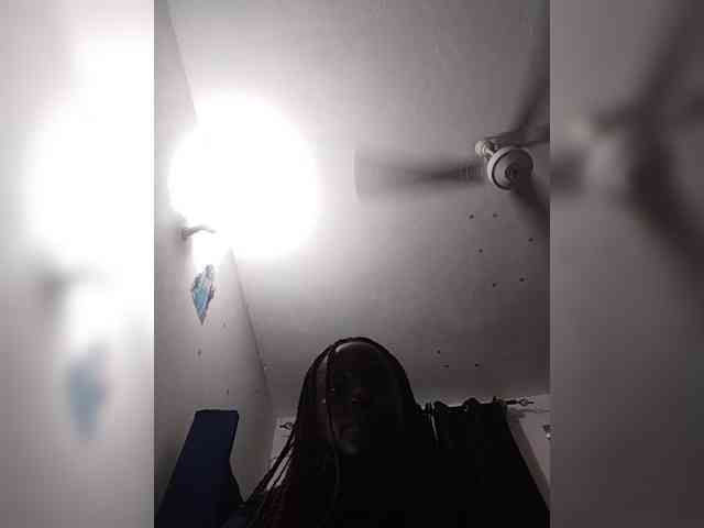 Nasty-cocker webcam