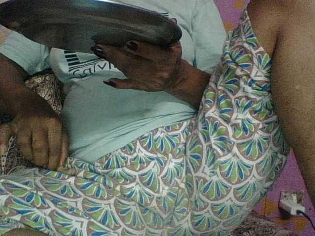 royelpari live webcam show
