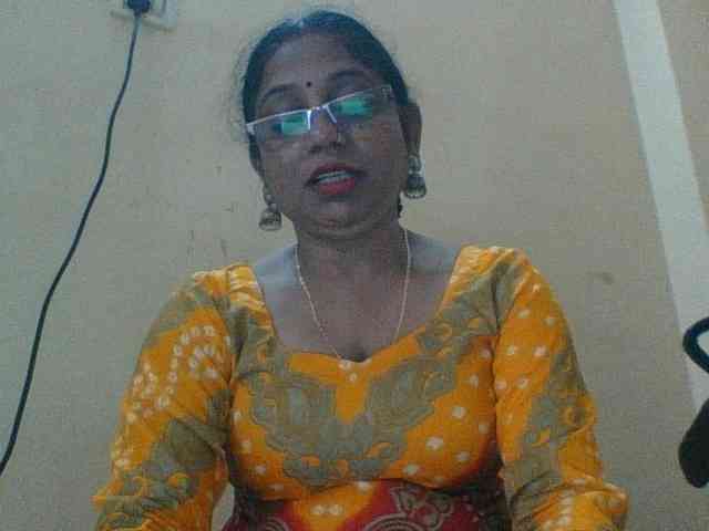 royelpari webcam