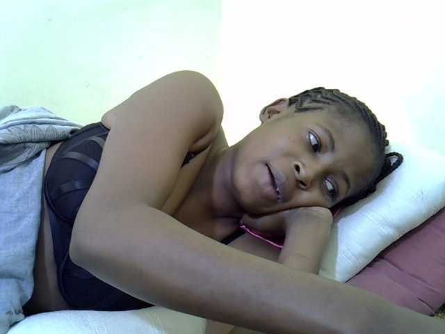 ebonyassaa live cam on BongaCams