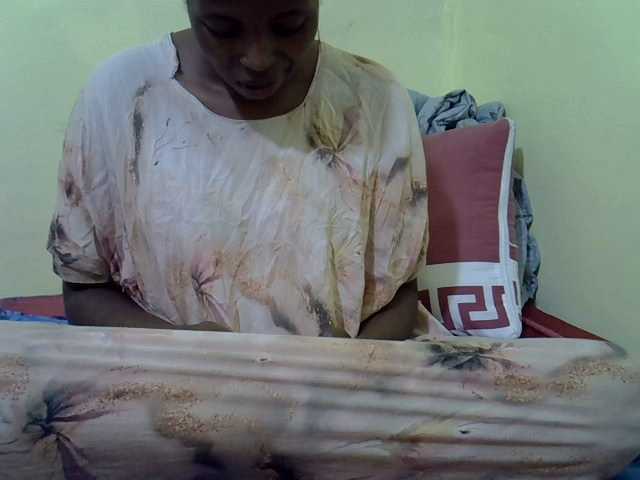 ebonyassaa live cam on BongaCams