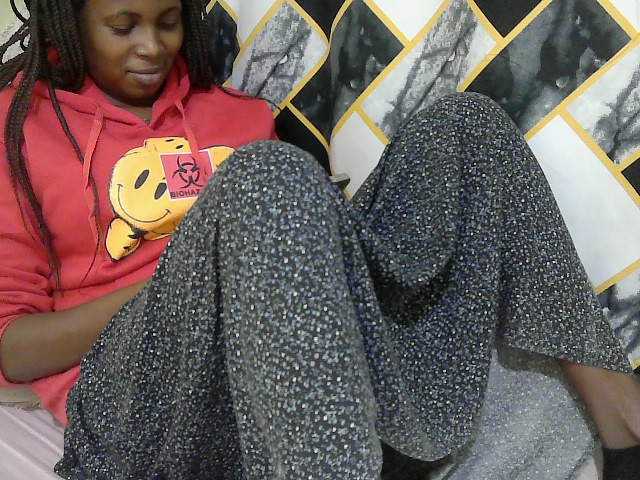 ebonyassaa live cam on BongaCams
