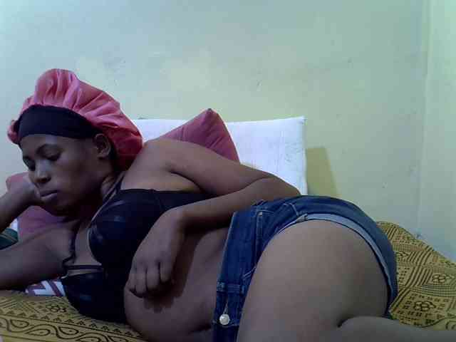 ebonyassaa webcam
