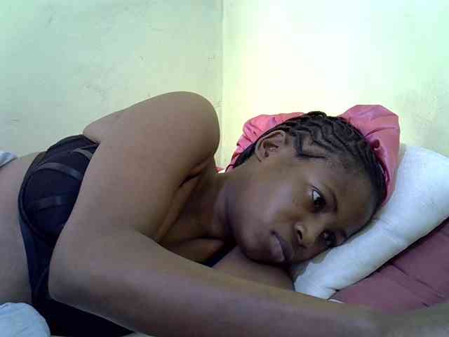 ebonyassaa webcam