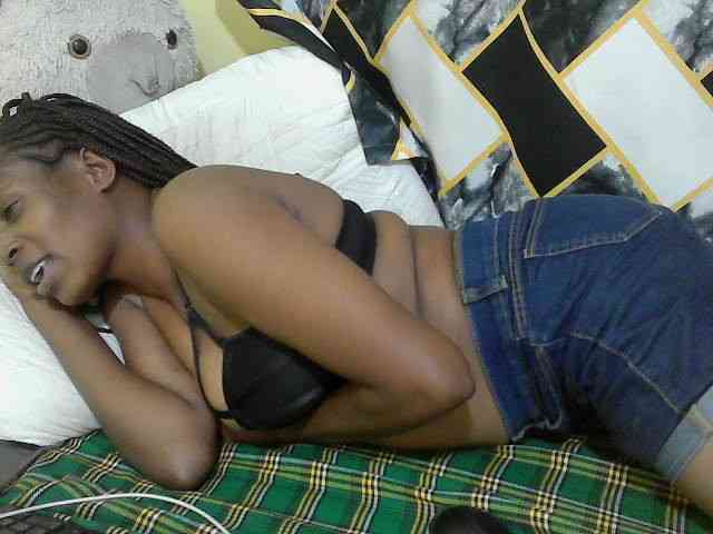 ebonyassaa webcam