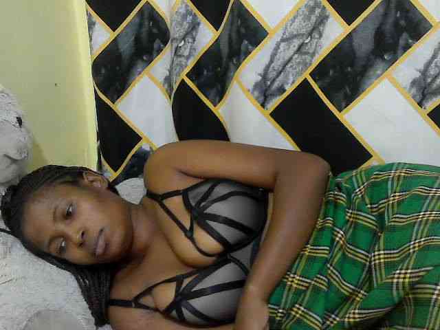 ebonyassaa webcam
