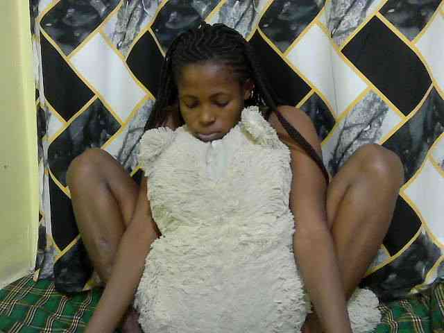 ebonyassaa webcam