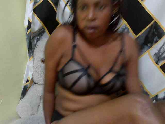 ebonyassaa webcam