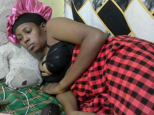 ebonyassaa webcam