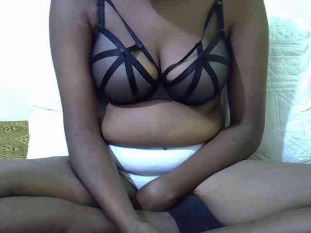 ebonyassaa webcam