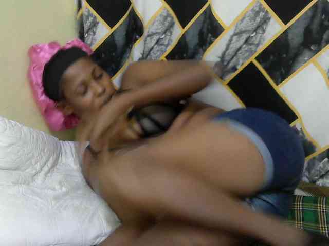 ebonyassaa webcam
