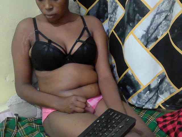 ebonyassaa webcam
