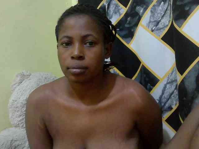 ebonyassaa webcam