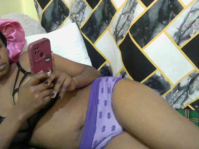 ebonyassaa webcam