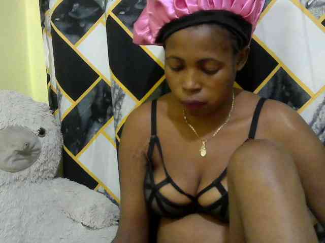 ebonyassaa webcam