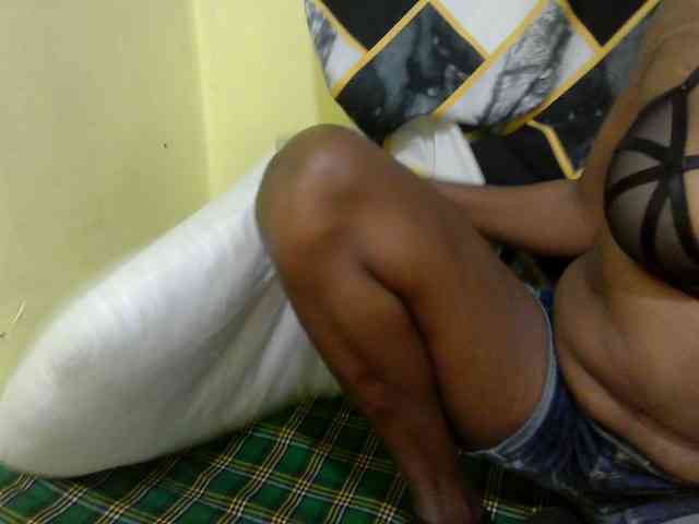 ebonyassaa webcam