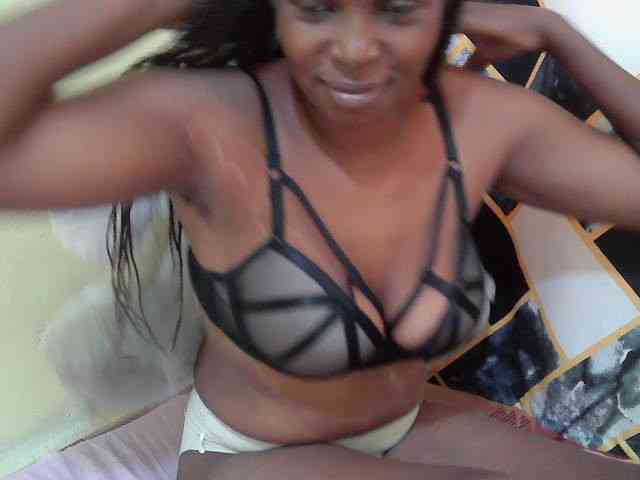 ebonyassaa webcam