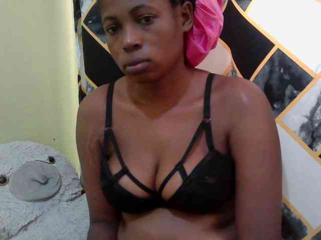 ebonyassaa webcam