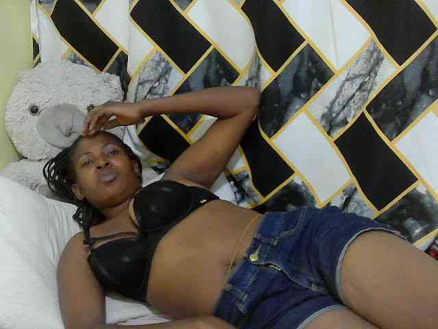 ebonyassaa webcam