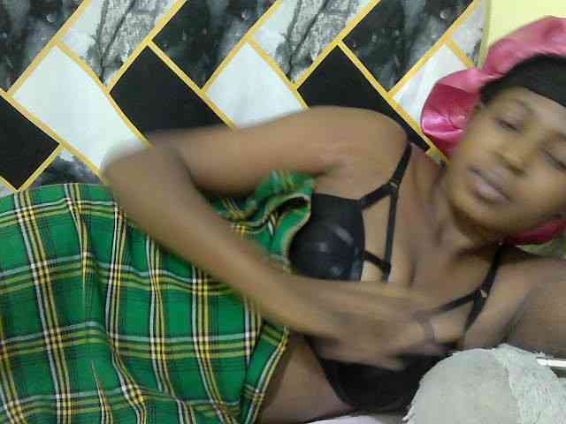 ebonyassaa webcam