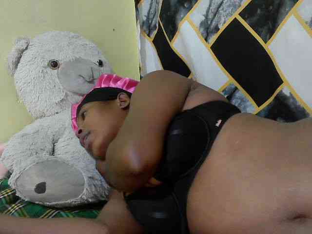 ebonyassaa webcam