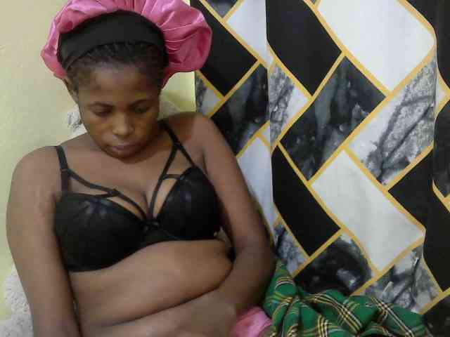 ebonyassaa webcam