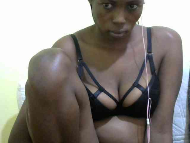 ebonyassaa