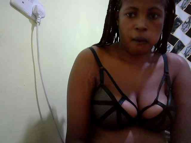 ebonyassaa webcam