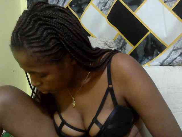 ebonyassaa webcam