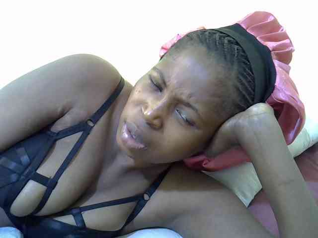 ebonyassaa webcam